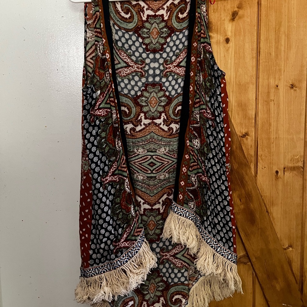 Entro Multicolor Paisley Vest